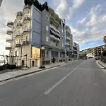 Aleksander Apartment